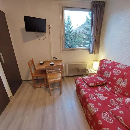 Studette Cosy Au Pied Des Pistes, Centre Des Deux Alpes, Pour 2 Personnes - Fr-1-516-91 * Les Deux Alpes