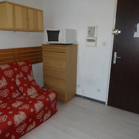 Apartment Studette Cosy Au Pied Des Pistes, Centre Des Deux Alpes, Pour 2 Personnes - Fr-1-516-91 Les Deux Alpes